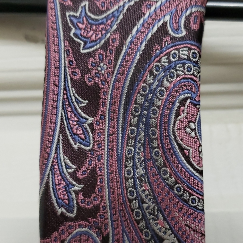 Purple tie